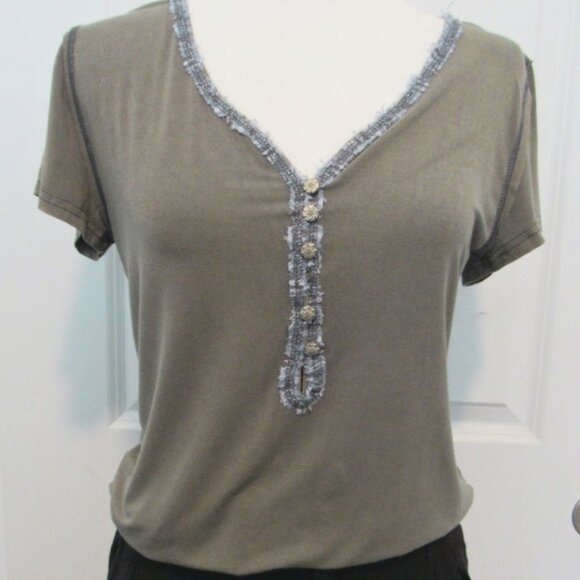 Lace Trim Button Up Short Sleeve Top - Picture 3 of 4